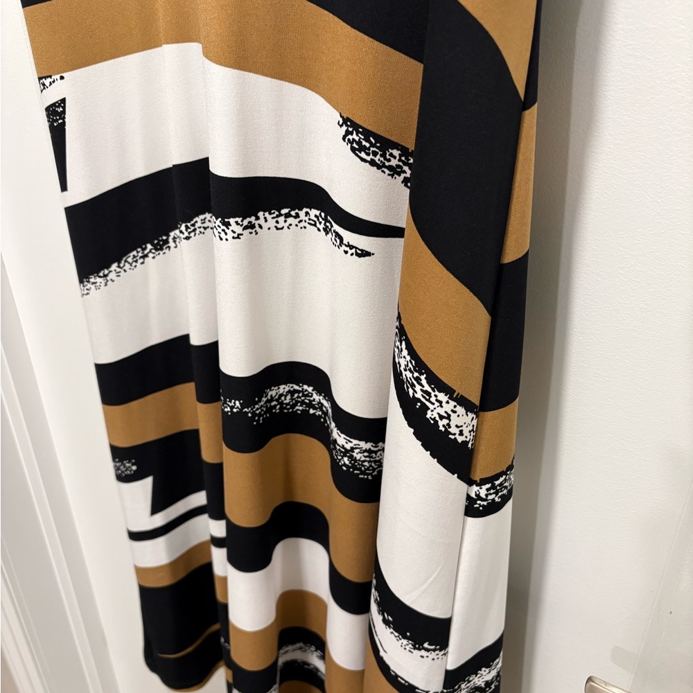 Striped Black, White, and Gold Women's Dress - Picture 5 of 6